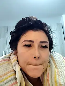 mia mancinii online show from May 20, 5:21 pm