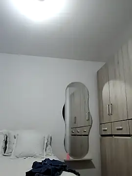 mia mancinii online show from March 29, 5:14 pm