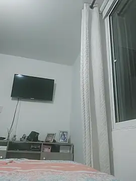 mia mancinii online show from December 2, 12:11 am