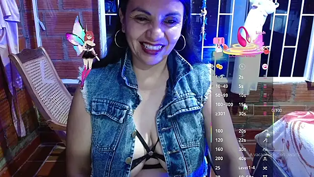 Snapshot of Milf_Fantassyy chatting on November 30, 6:14 am Milf Fantassyy online show from November 30, 6:14 am