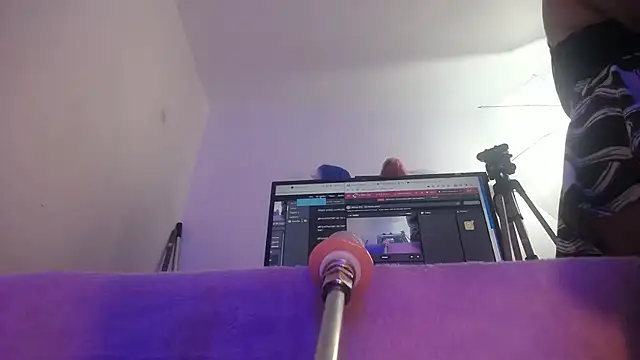 Missy Aprill online show from December 1, 12:06 pm