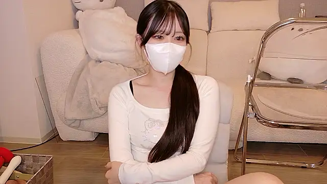 Snapshot of Ribon_n chatting on May 8, 2:43 pm Ribon n online show from May 8, 2:43 pm