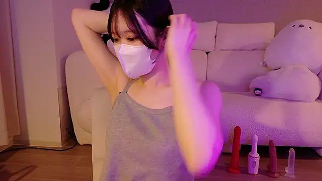 Snapshot of Ribon_n chatting on May 19, 2:02 pm Ribon n online show from May 19, 2:02 pm