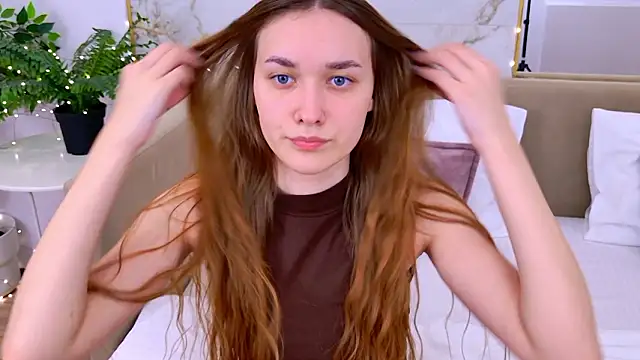 Snapshot of AmadaReine chatting on January 31, 7:12 pm AmadaReine online show from January 31, 7:12 pm