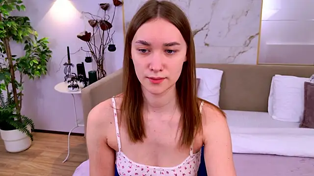 Snapshot of AmadaReine chatting on October 28, 4:06 pm AmadaReine online show from October 28, 4:06 pm