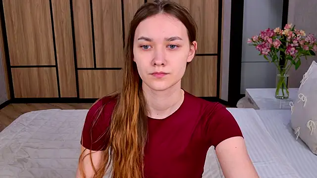 AmadaReine online show from April 13, 4:05 am