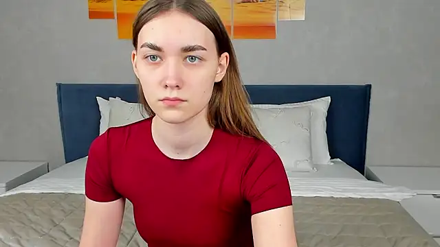 Snapshot of AmadaReine chatting on February 7, 4:04 pm AmadaReine online show from February 7, 4:04 pm