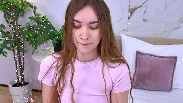 Snapshot of AmadaReine chatting on January 14, 4:10 pm AmadaReine online show from January 14, 4:10 pm