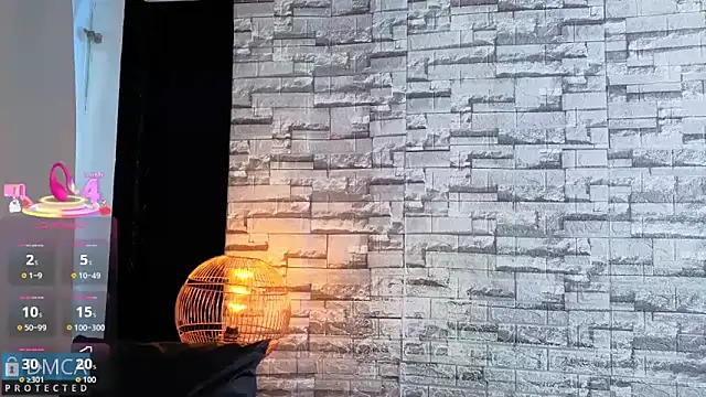 Kiara Zahiri   online show from November 29, 10:59 am