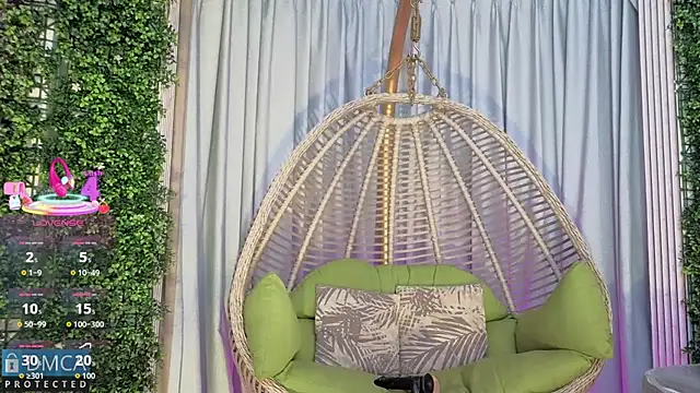 Kiara Zahiri   online show from November 4, 11:03 am