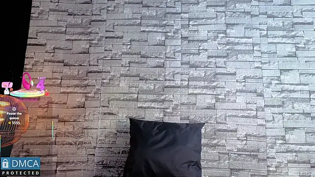 Kiara Zahiri   online show from November 22, 12:26 pm