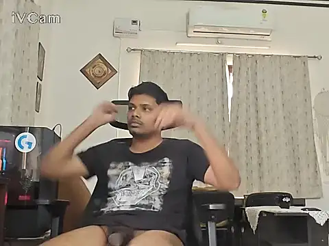 Snapshot of Bakasur_19 chatting on June 14, 9:32 am Bakasur 19 online show from June 14, 9:32 am