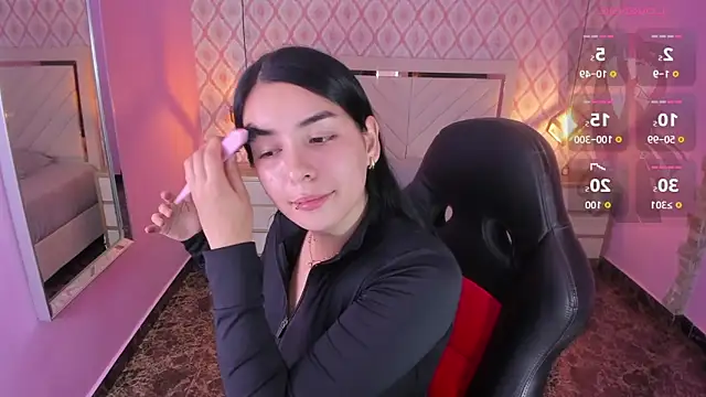 Snapshot of CHRISTY_TEIGEN4 chatting on October 28, 7:24 pm CHRISTY TEIGEN4 online show from October 28, 7:24 pm