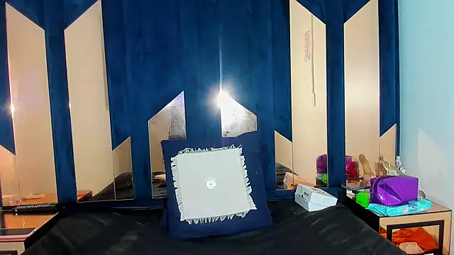 Alisha Evans Rs online show from November 13, 3:49 pm