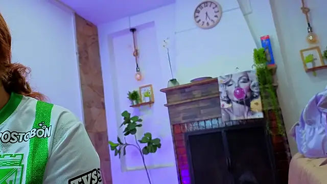 Celeste1s online show from February 21, 1:57 pm