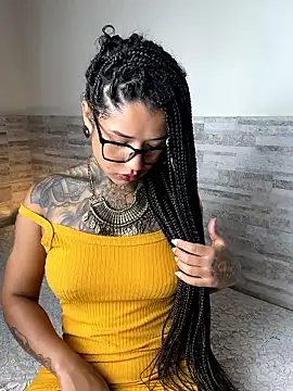 xbigpeach online show from February 5, 12:45 pm