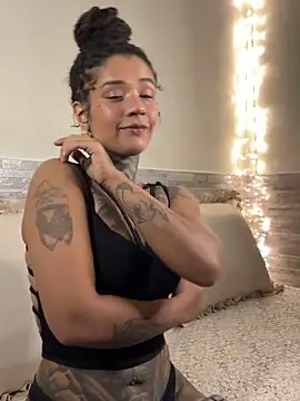 xbigpeach online show from March 17, 2:14 am