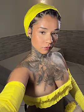 xbigpeach online show from February 22, 1:19 am