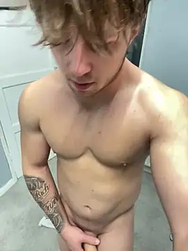 harleybarker online show from November 11, 9:31 pm