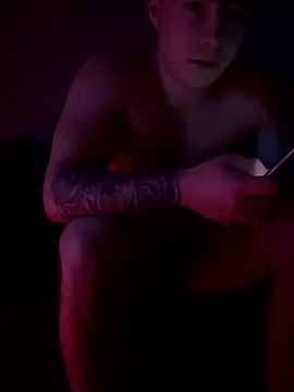 harleybarker online show from January 9, 7:48 am