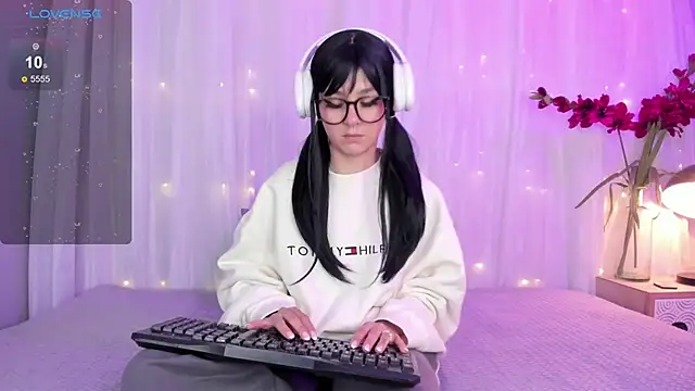 babedooll online show from July 2, 12:33 pm