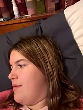 IssadoraaPink online show from September 25, 7:31 pm