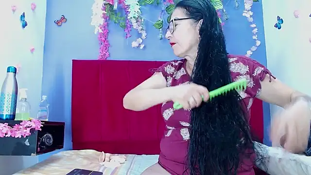 Snapshot of andrealopezcm101 chatting on September 20, 11:26 am andrealopezcm101 online show from September 20, 11:26 am