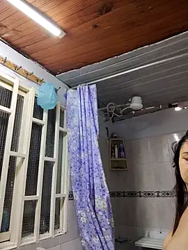 Freyacooper online show from November 10, 9:31 pm