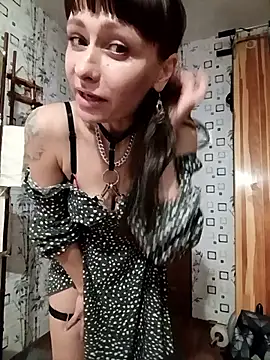 Snapshot of Lietta_ chatting on November 2, 7:30 pm Lietta online show from November 2, 7:30 pm