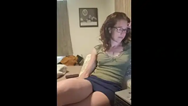 JezebelDutch online show from July 1, 9:31 am