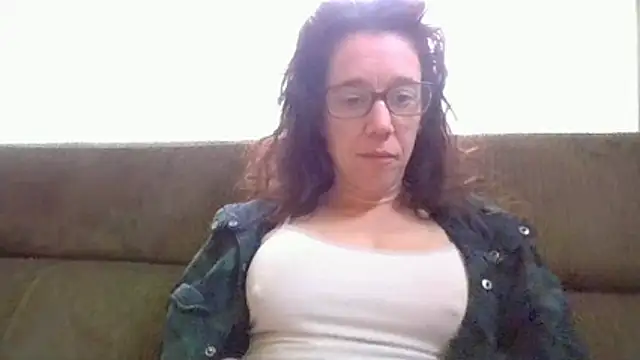 JezebelDutch online show from February 4, 8:31 am