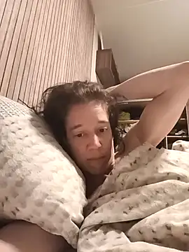 JezebelDutch online show from March 7, 8:10 am