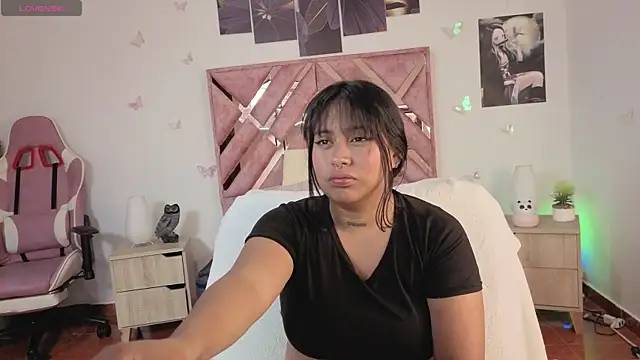 Candy Chloe02 online show from June 12, 3:37 am