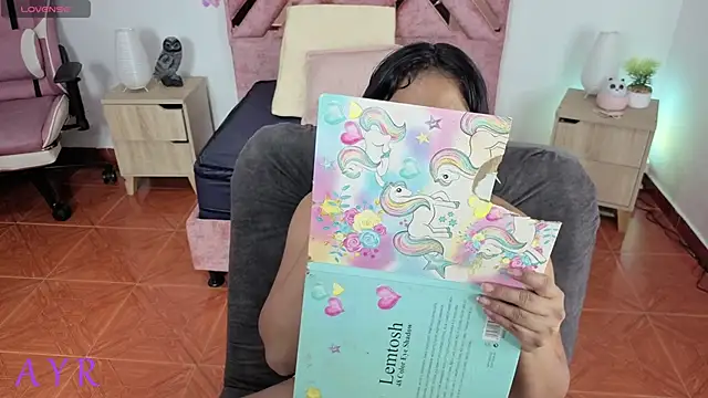 Candy Chloe02 online show from May 23, 5:17 am