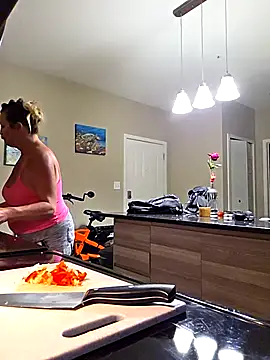 Calimarina online show from February 22, 7:00 am