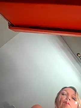 Calimarina online show from November 17, 6:45 pm