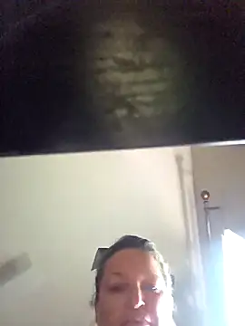 Calimarina online show from November 5, 5:27 pm