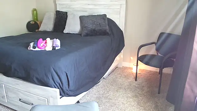 Calimarina online show from November 16, 6:01 pm