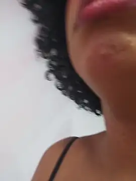 SheyLopez online show from November 11, 3:01 am