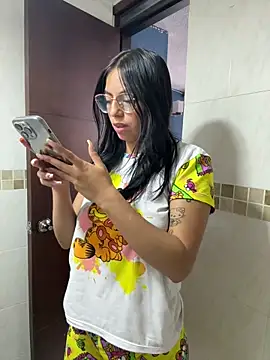 Clawd hot online show from November 30, 4:08 pm