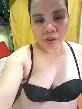 hotlyn45 online show from October 30, 1:26 am