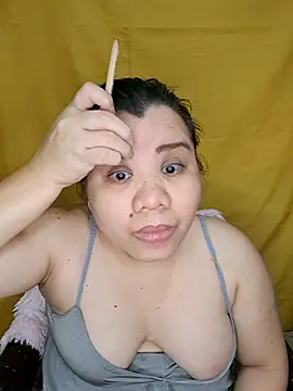 hotlyn45 online show from January 13, 12:04 am