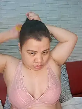 hotlyn45 online show from March 12, 4:44 pm