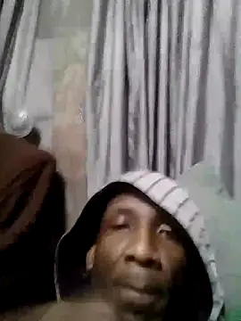 Snapshot of longdickson12345 chatting on October 1, 1:44 am longdickson12345 online show from October 1, 1:44 am