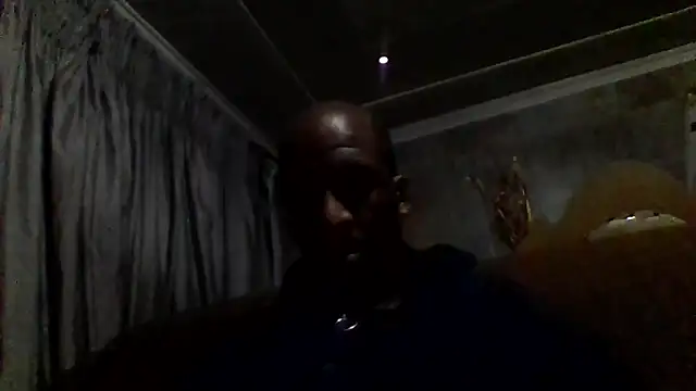 longdickson12345 online show from November 11, 1:55 am