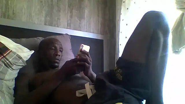 longdickson12345 online show from February 11, 5:51 am