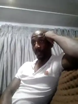 longdickson12345 online show from December 3, 7:24 pm