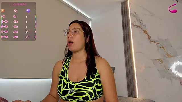 valentinamarval online show from October 2, 2:42 pm