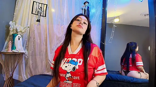 Snapshot of Shalyn_Lux chatting on October 24, 3:16 am Shalyn Lux online show from October 24, 3:16 am