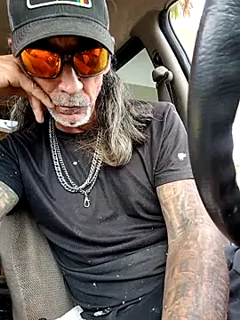 Snapshot of crassanova chatting on October 5, 6:53 pm crassanova online show from October 5, 6:53 pm